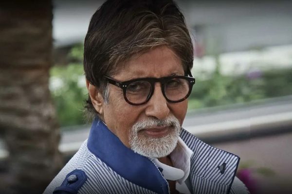 amitabh-bachchan-denies-hospital-admission-and-angioplasty-rumors-appears-healthy-in-viral-video