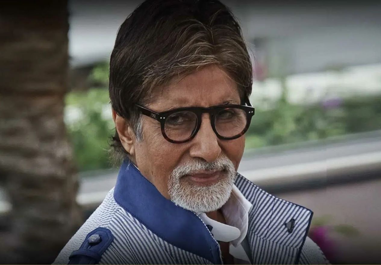 amitabh-bachchan-denies-hospital-admission-and-angioplasty-rumors-appears-healthy-in-viral-video