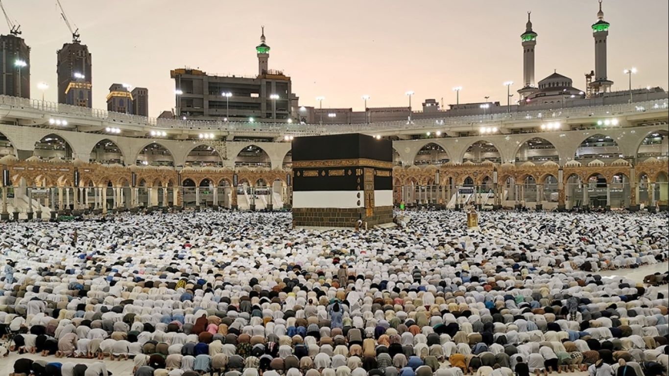 opportunities await seasonal jobs for hajj in saudi arabia