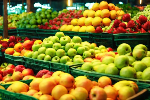 pakistan-launches-land-route-for-fruit-export-to-russia