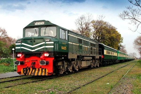 pakistan railways ceo announces four eid special trains, highlights financial independence and operational challenges