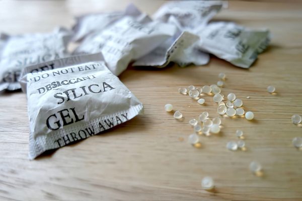 10 surprising uses of silica gel packets from shoes to gadgets