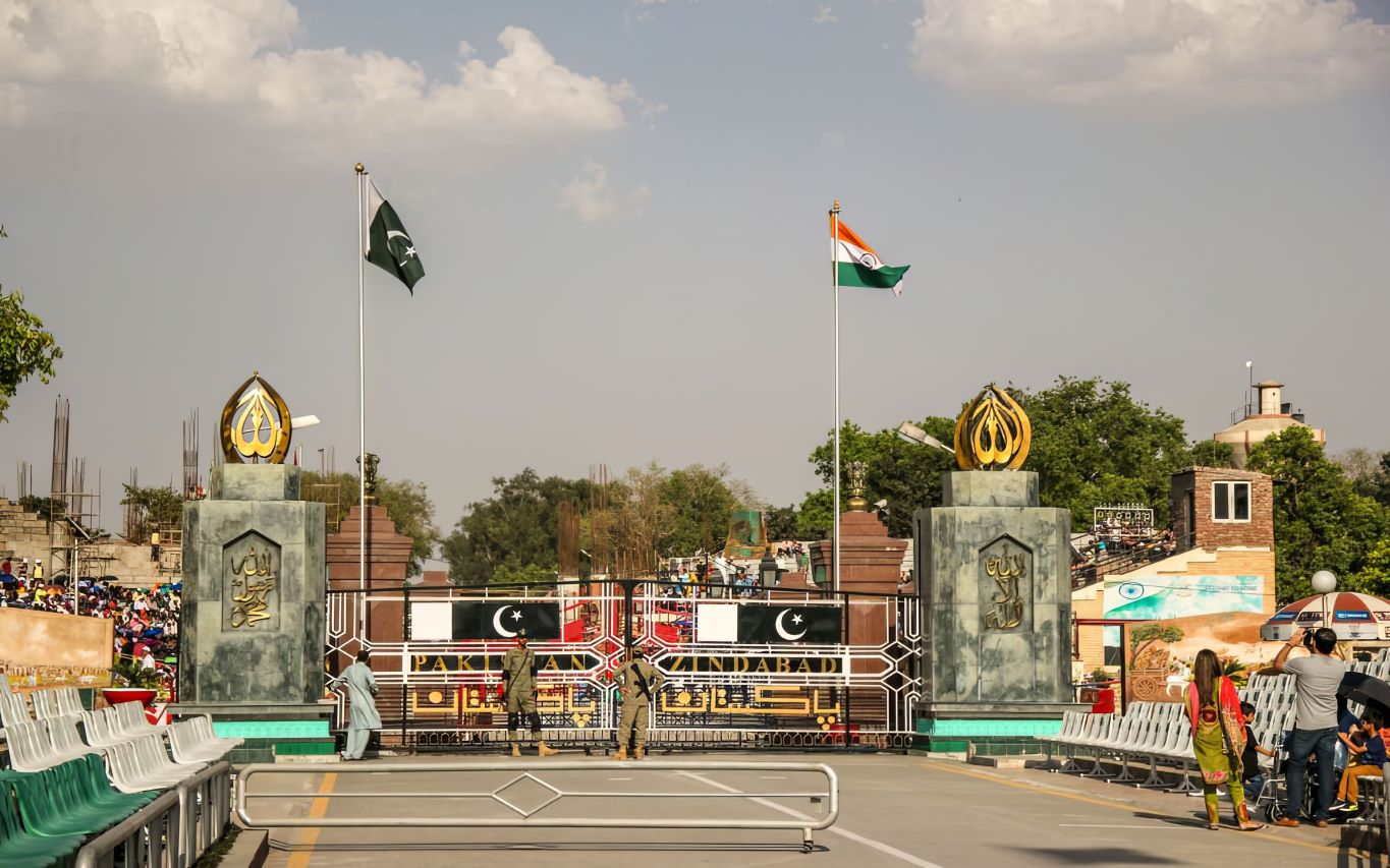 exploring the wagah border a memorable experience during my holidays