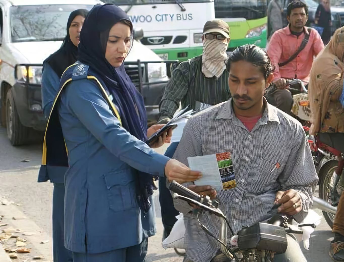 female traffic wardens take to the streets in sialkot, boosting road safety