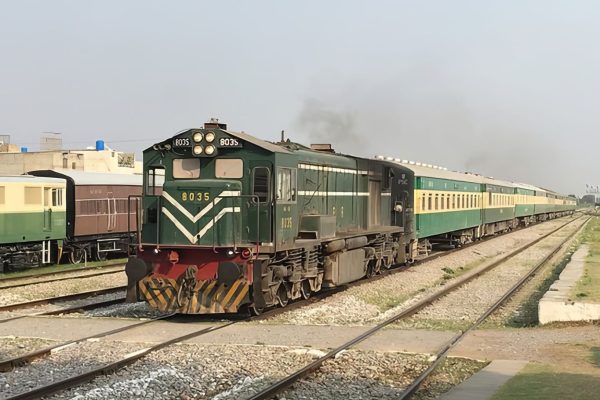 pakistan railways struggles with aging locomotives and financial constraints