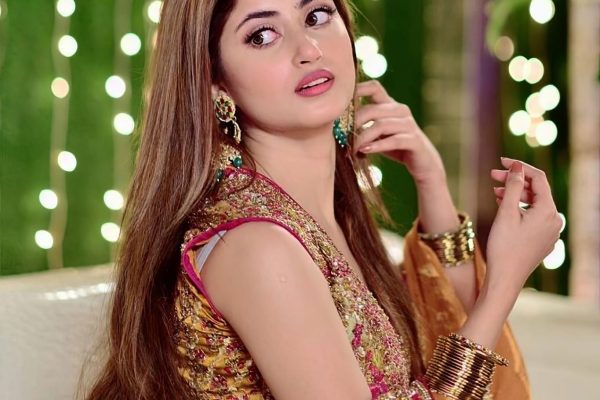 sajal aly as zara in khel khel mein (a tale of history and unity)